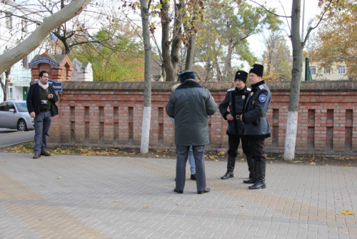 Улицы Краснодара ежедневно патрулируют 1200 человек